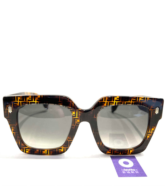 FENDI FE40101F